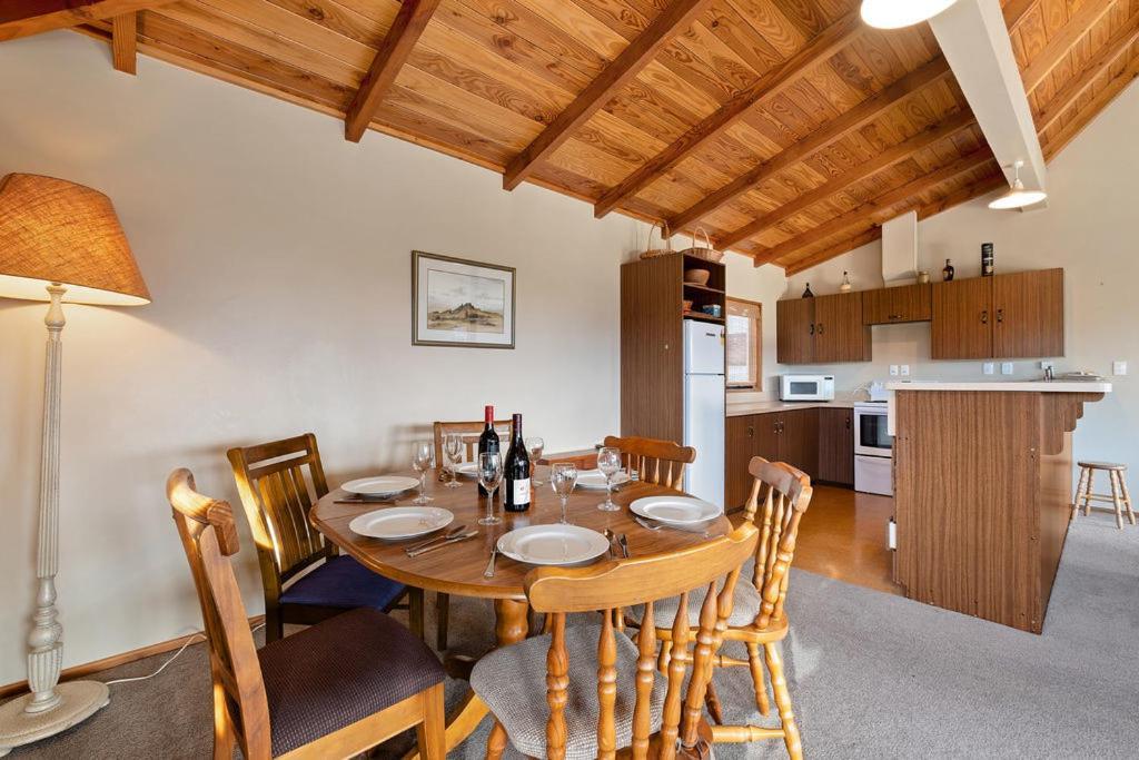 Sycamore Place - Wanaka Holiday Home Kültér fotó